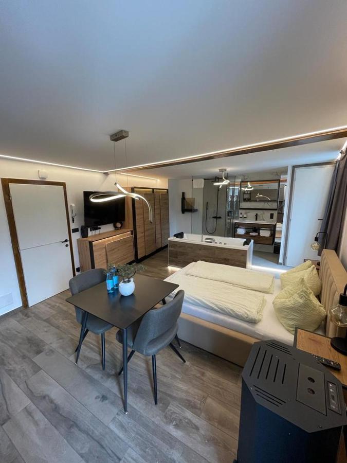 Flow Apartments Trogmann Living - Open Space Meran Buitenkant foto